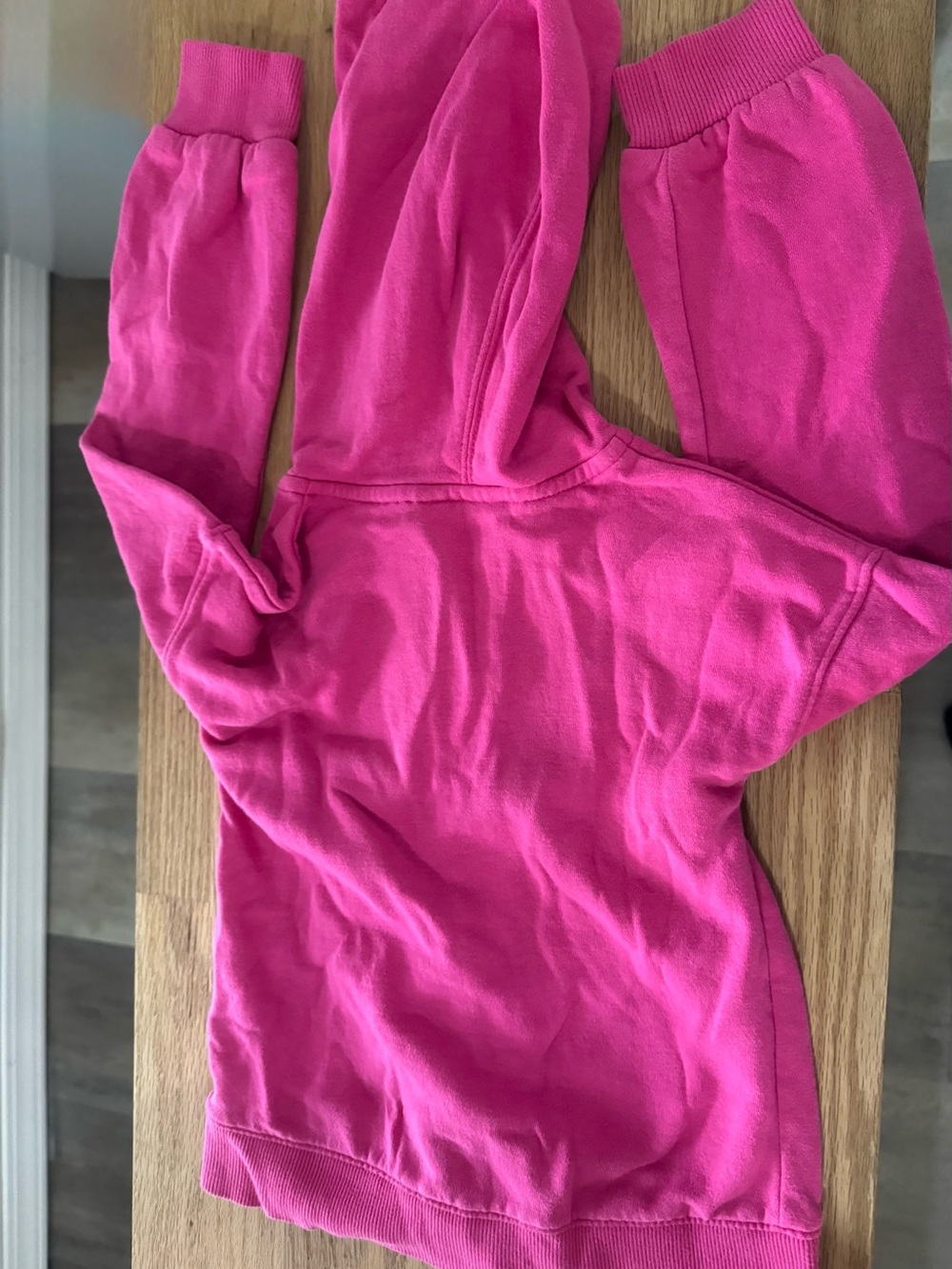 Under Armour Hot Pink Full-Zip Hoodie with Black Logo with Matching Sweats - Picture 3 of 7